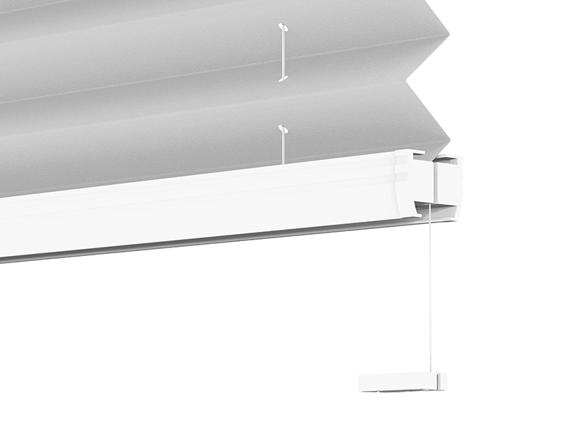 Roletă plisse montată prin fixare cu șuruburi în bagheta de fixare a geamului pentru o fixare stabilă lângă geam